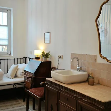 Am Burgenring - Kostenloser Parkplatz, Zentrum, Self Check-in, Kueche