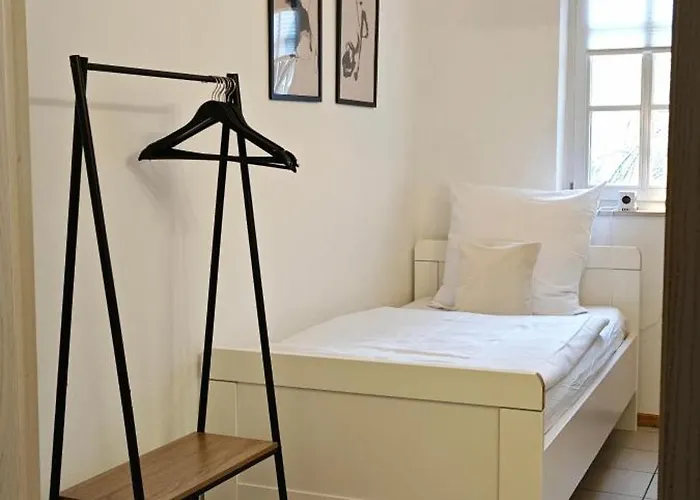 Am Burgenring - Kostenloser Parkplatz, Zentrum, Self Check-in, Kueche Schlitz