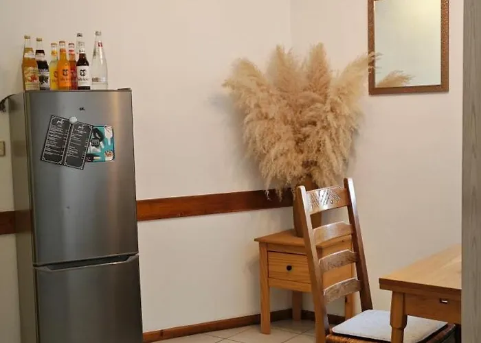 Am Burgenring - Kostenloser Parkplatz, Zentrum, Self Check-in, Kueche Schlitz