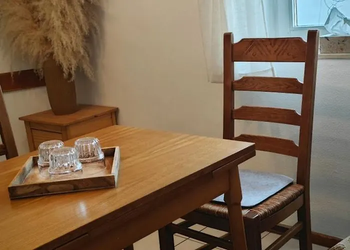 Am Burgenring - Kostenloser Parkplatz, Zentrum, Self Check-in, Kueche * Schlitz