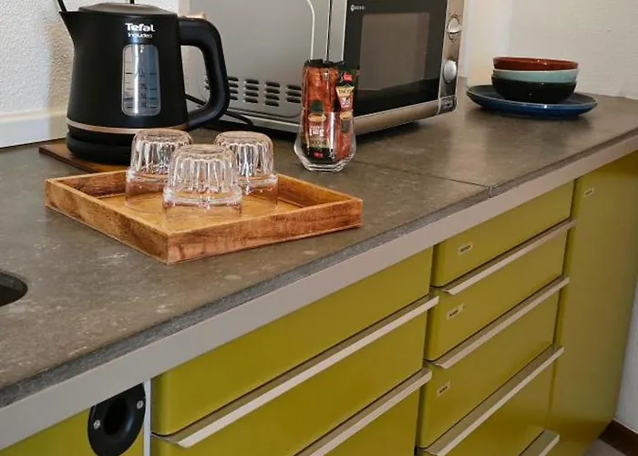 Am Burgenring - Kostenloser Parkplatz, Zentrum, Self Check-in, Kueche * Schlitz